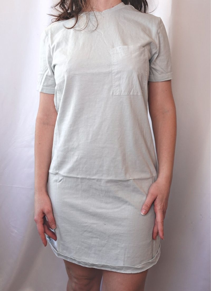 Robe t-shirt à poche