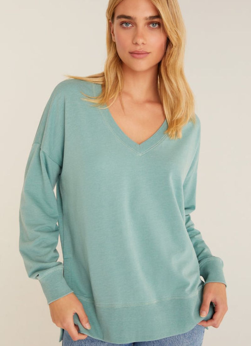 Modern V-Neck Weekender