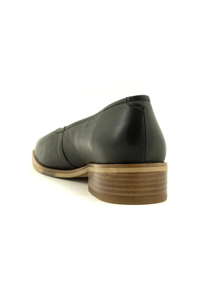 Rafer Shoe