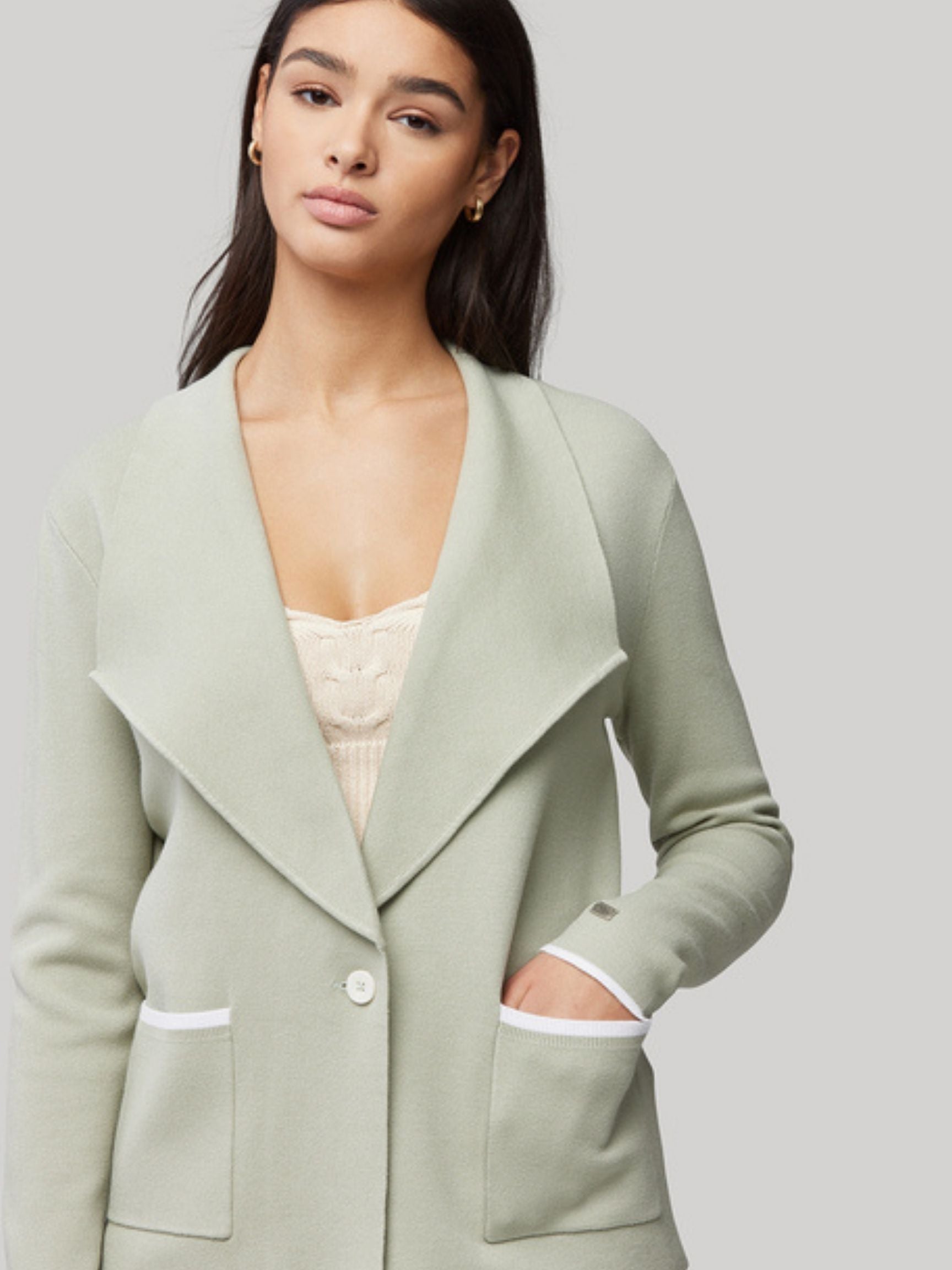 Ioni Jacket