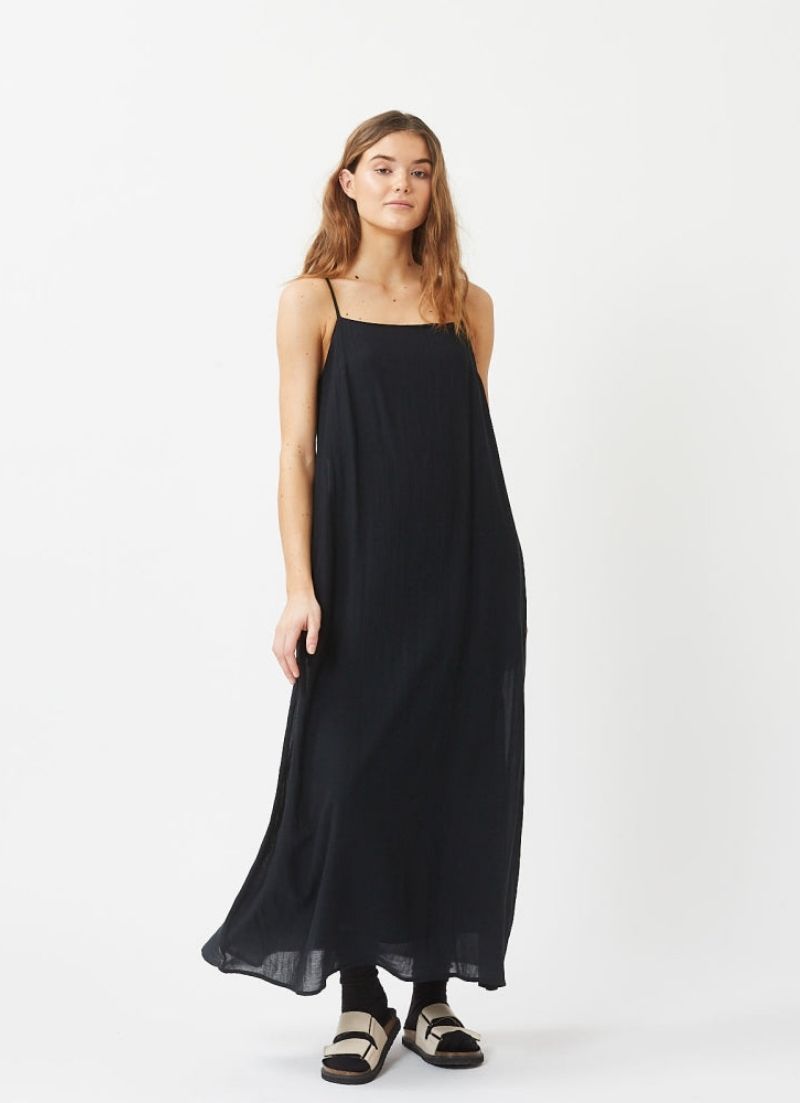 Vikilina Maxi Dress
