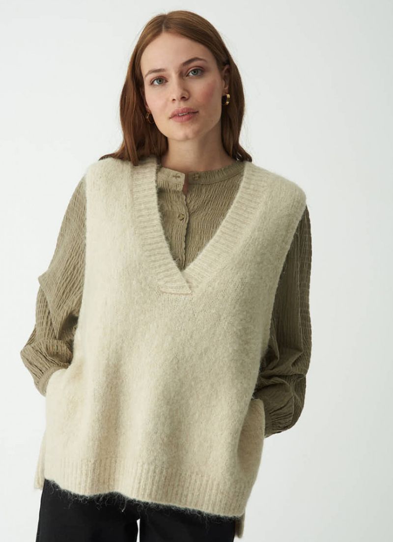 Jaya Knit Vest