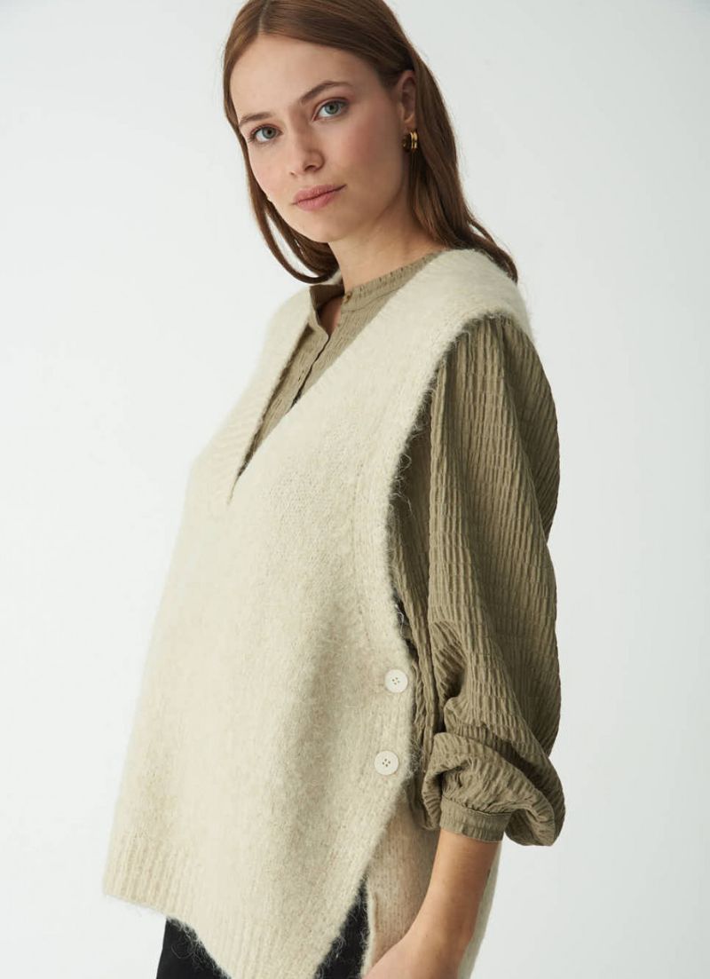 Jaya Knit Vest