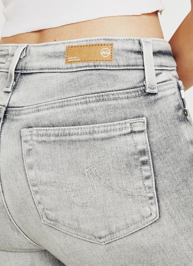 Mari High-Rise Straight Leg Crop