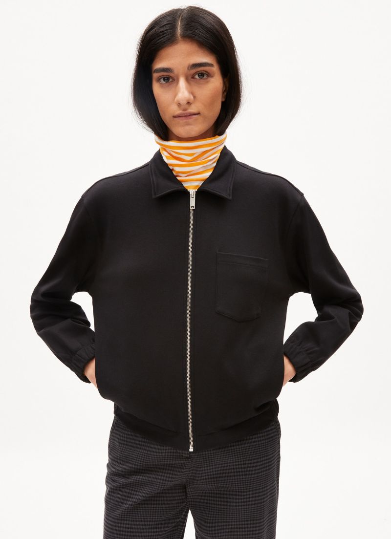 Feliciaa Jacket