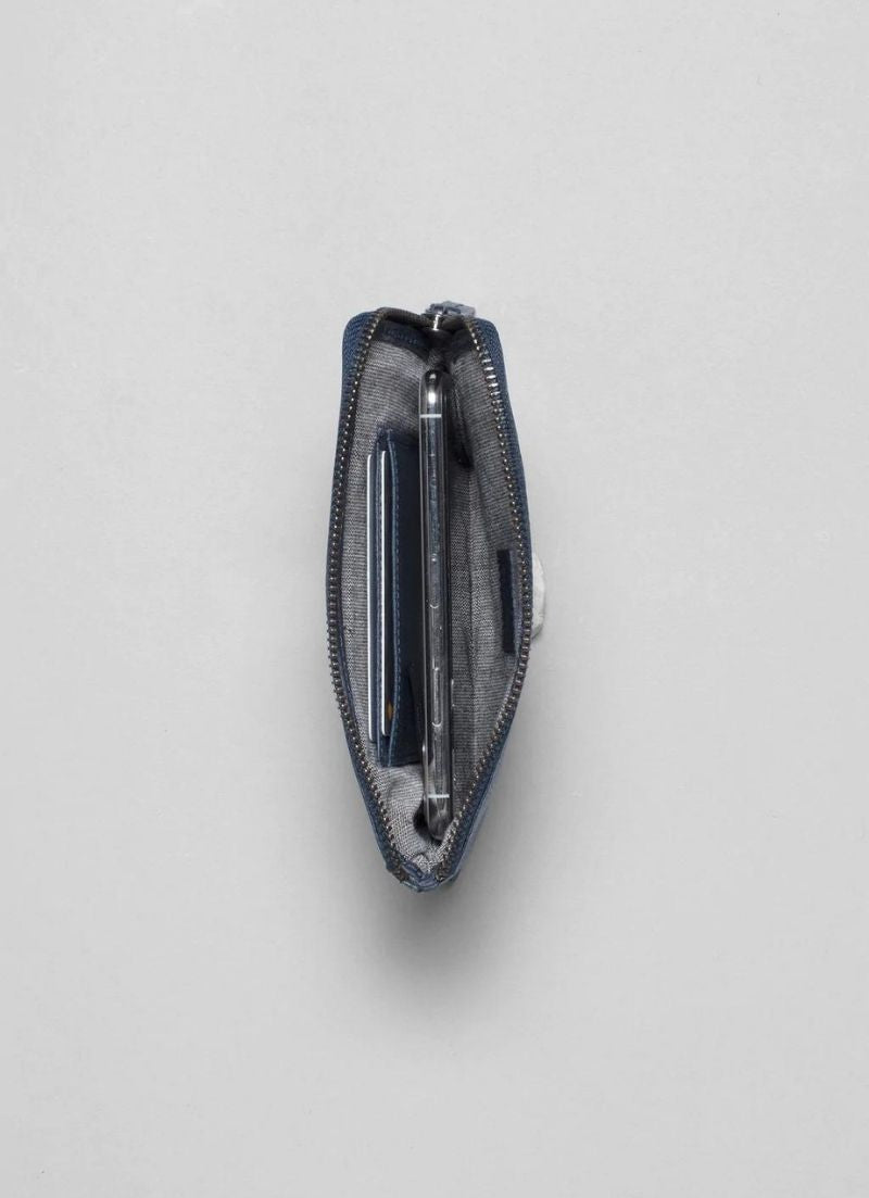 Kaia Pouch