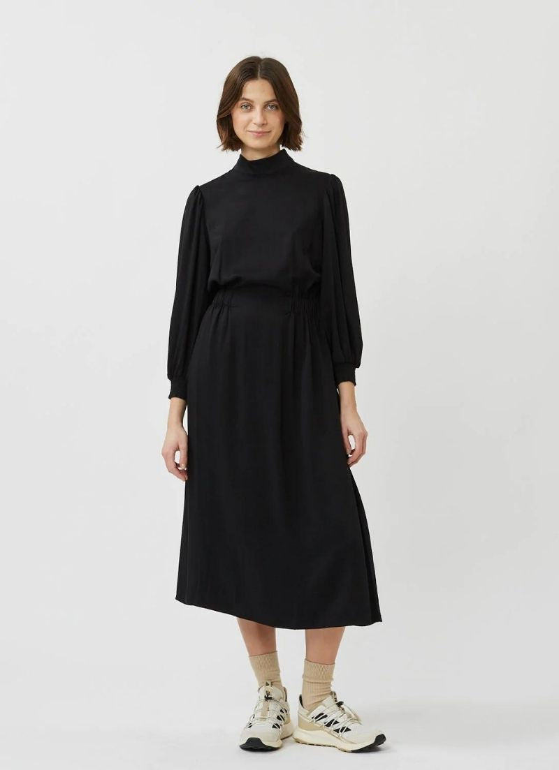 Larada Midi Dress
