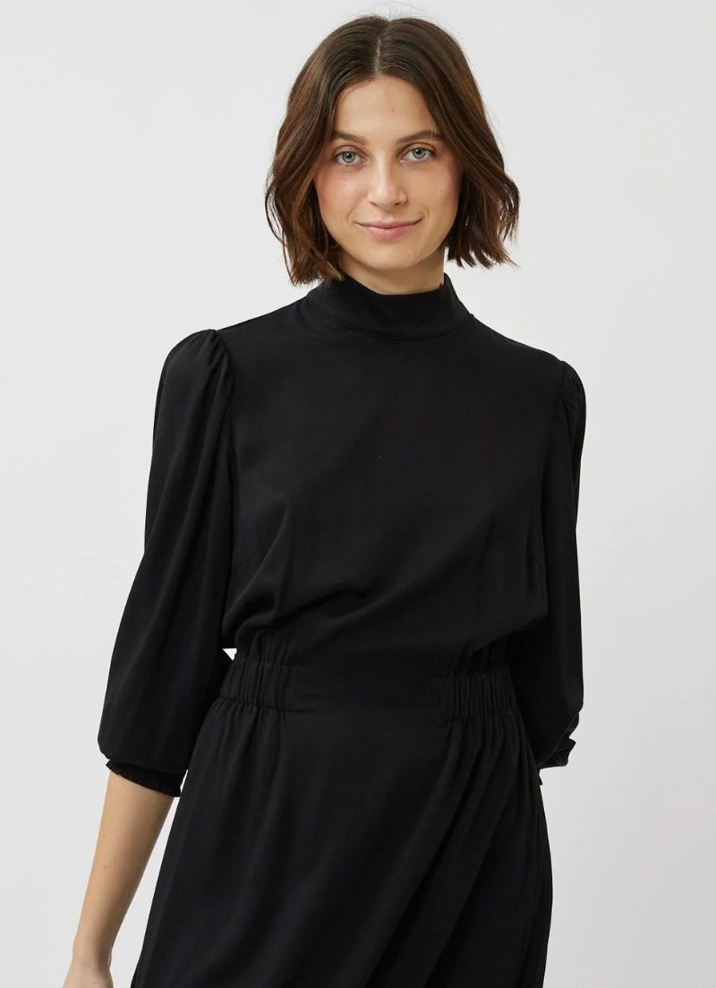 Larada Midi Dress