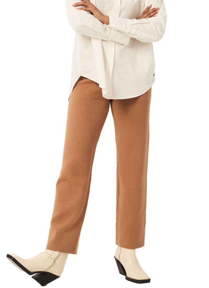 Megan Pants