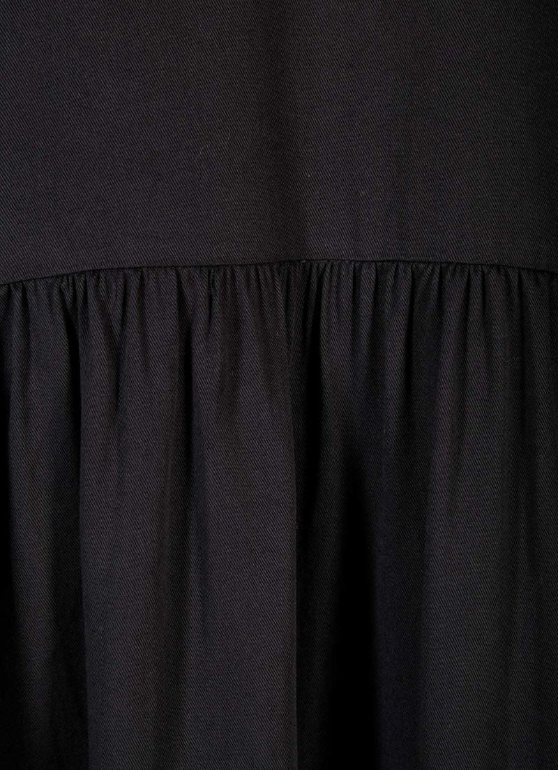 Robe courte Modiva