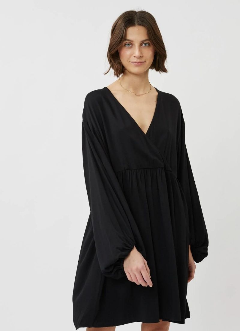 Robe courte Modiva