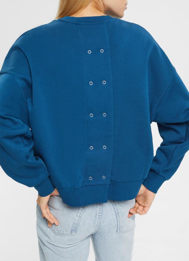 Sacha Sweatshirt With Button Placket At The Back