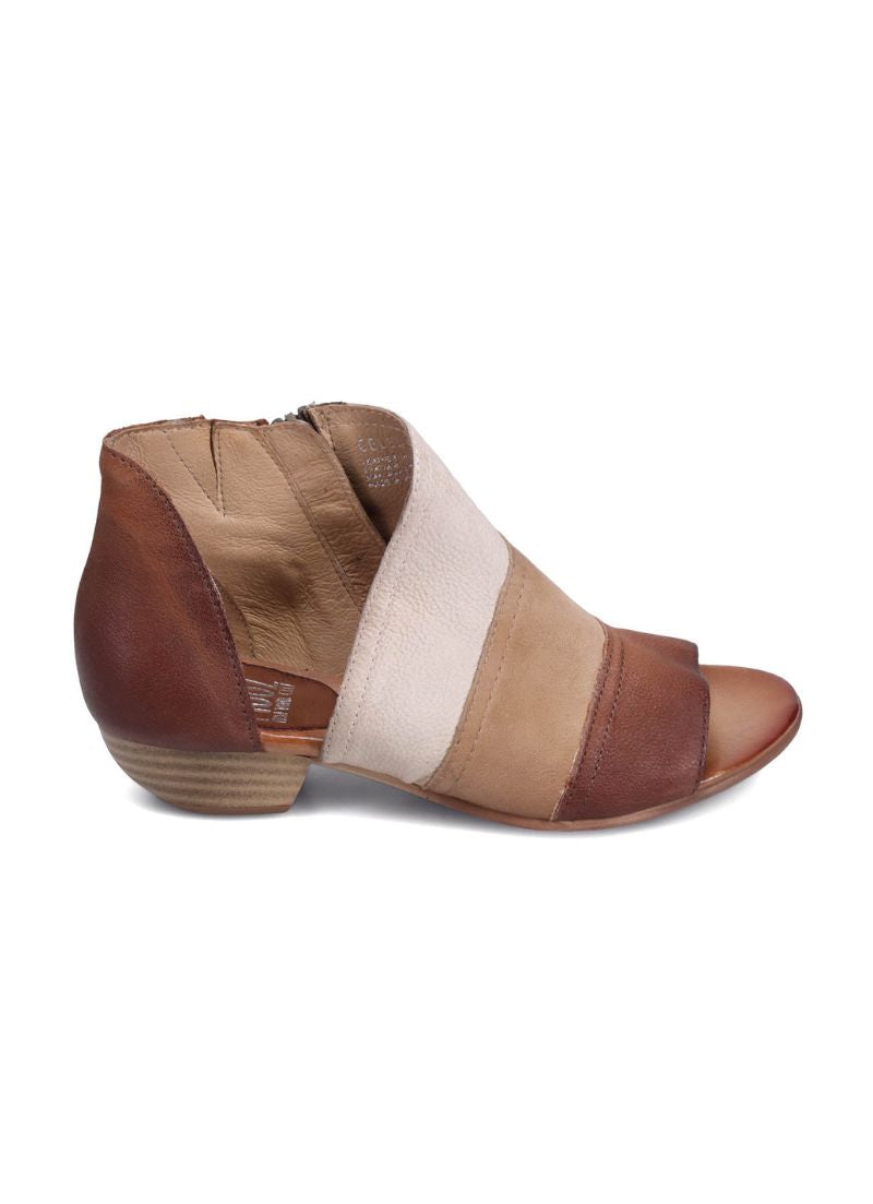 Celeste Sandal