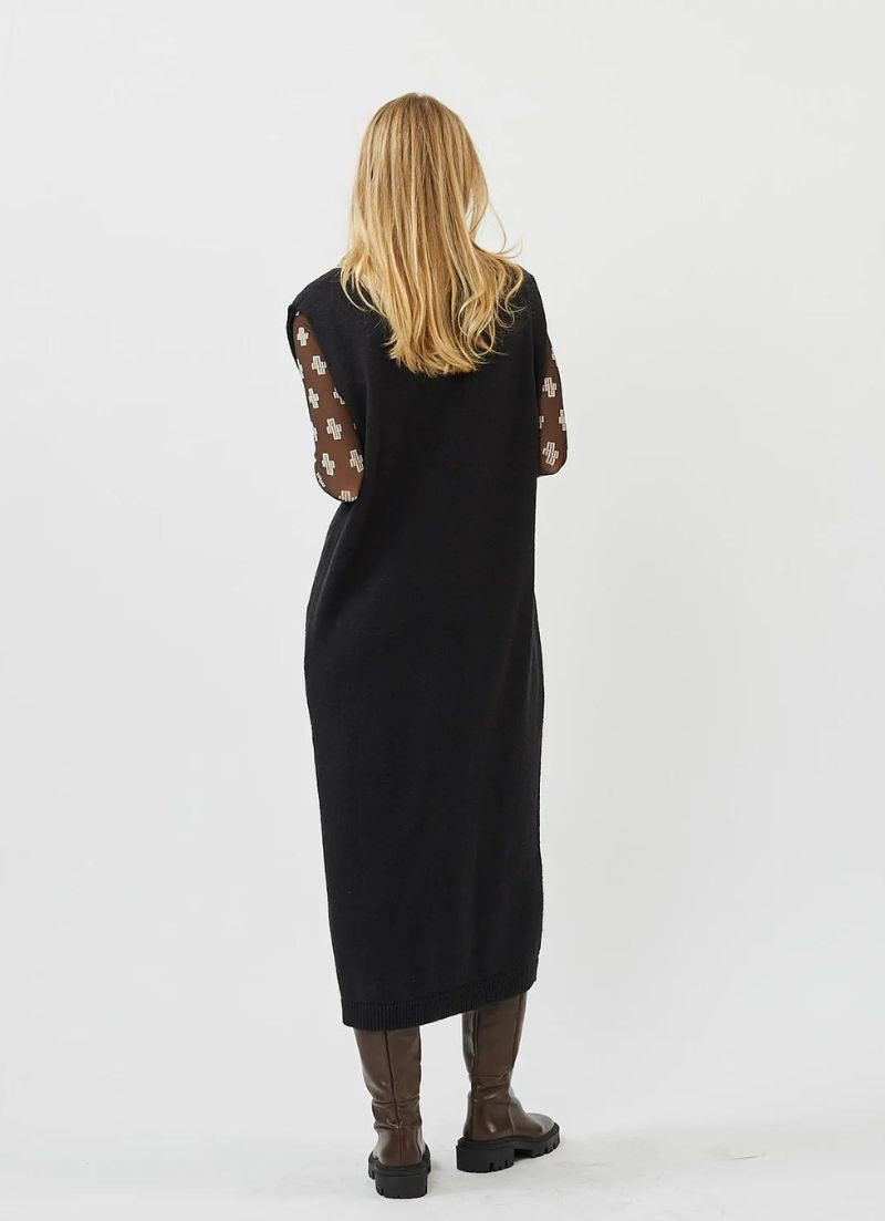 Vestaria Dress