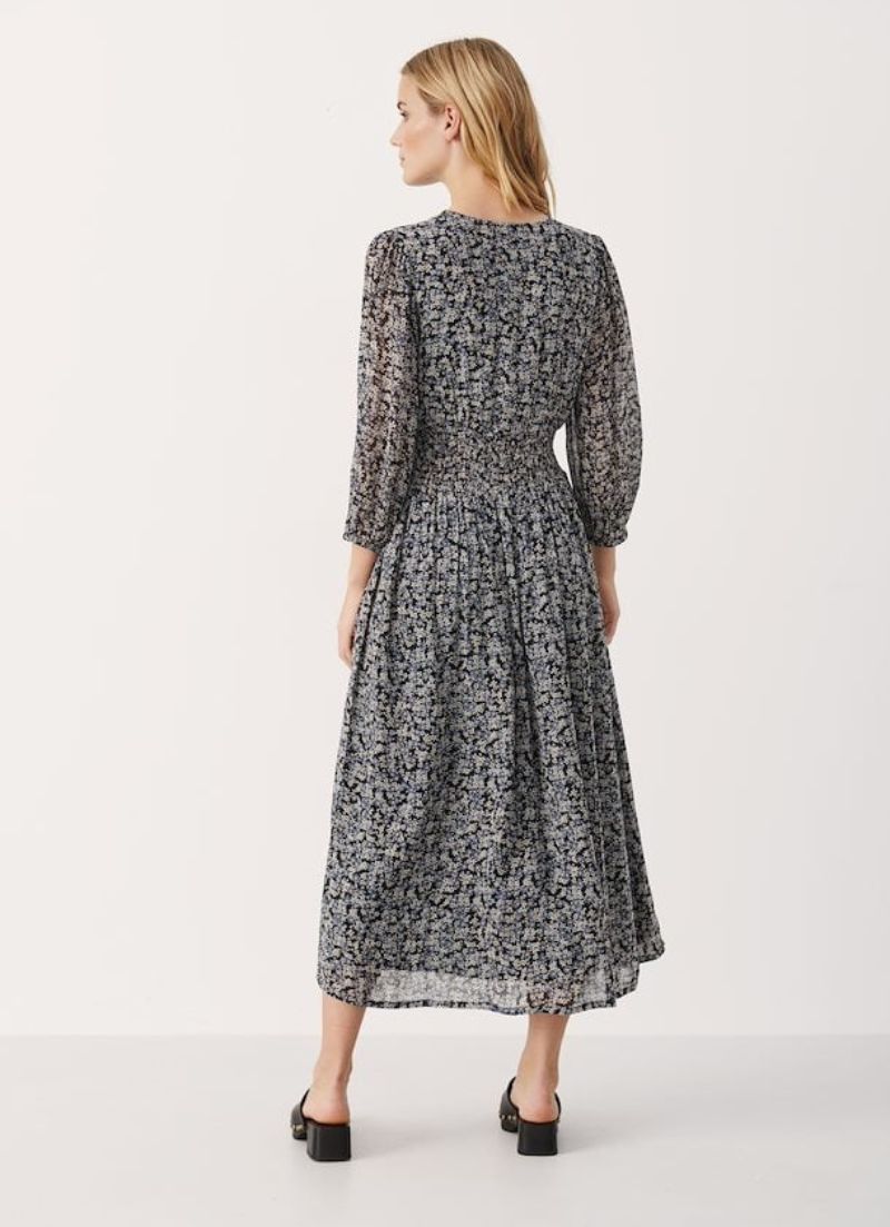 Siraline Long Sleeve Midi Dress