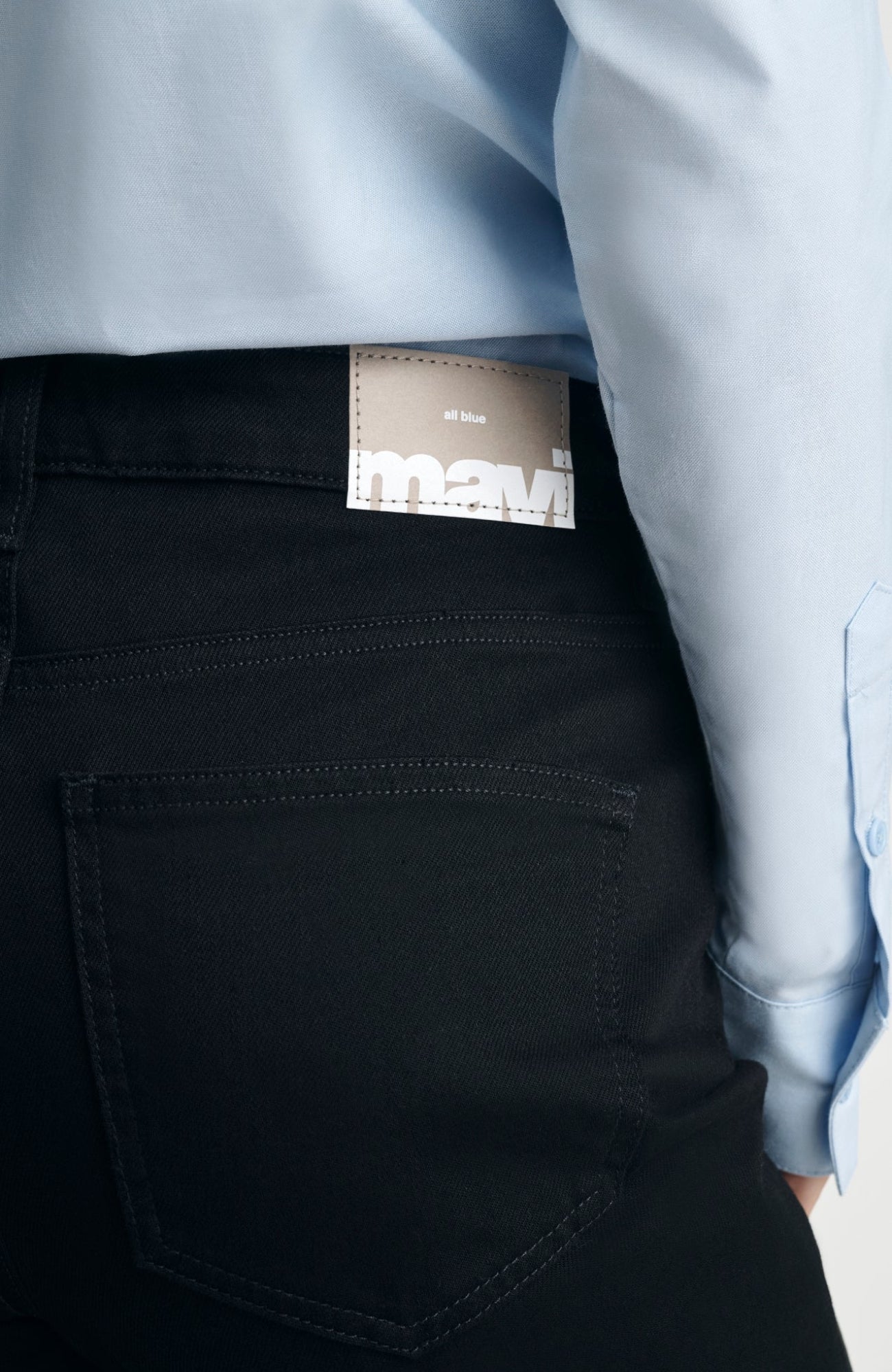 New York Straight Leg Jeans