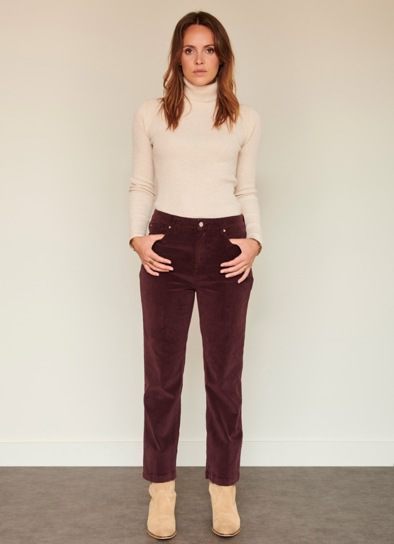 Le pantalon en velours côtelé Linda