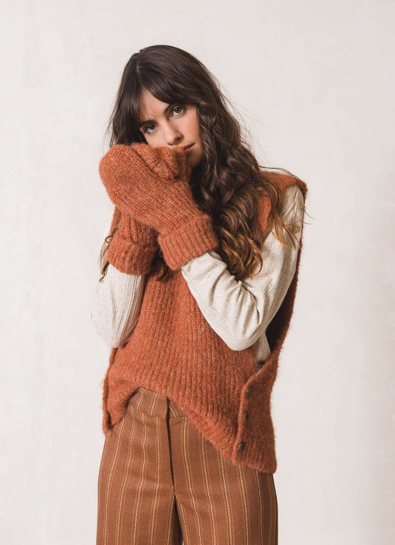 Lucia Mittens
