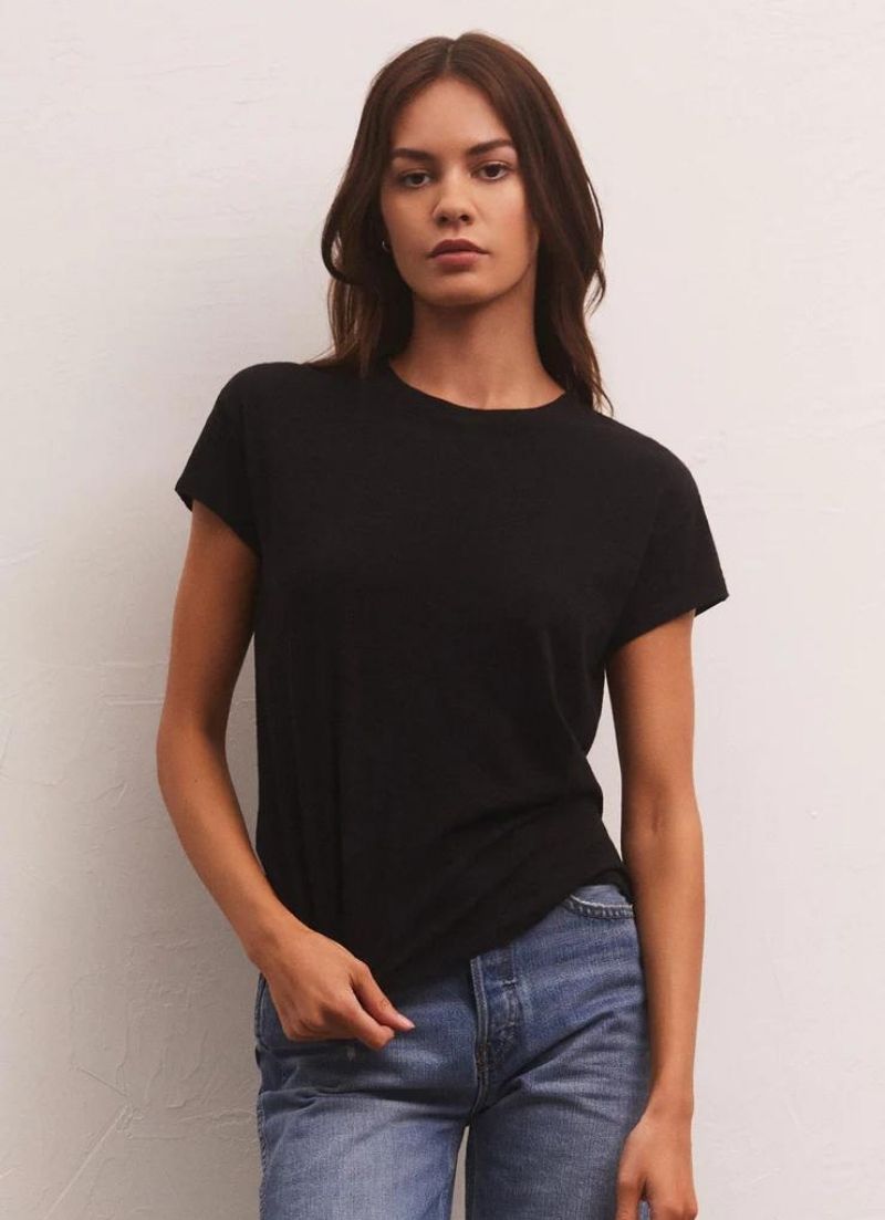 T-shirt flammé moderne