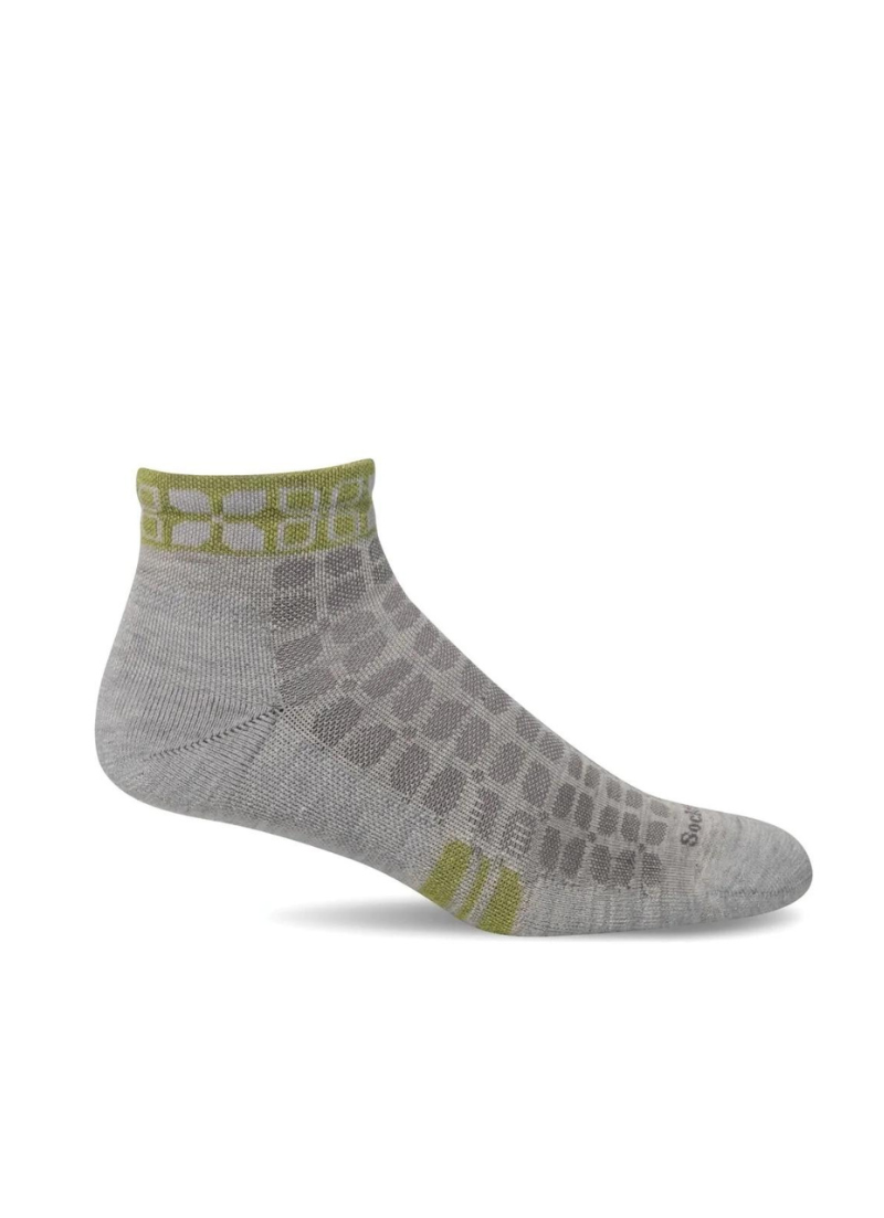 Boost Quarter | Firm Compression Socks