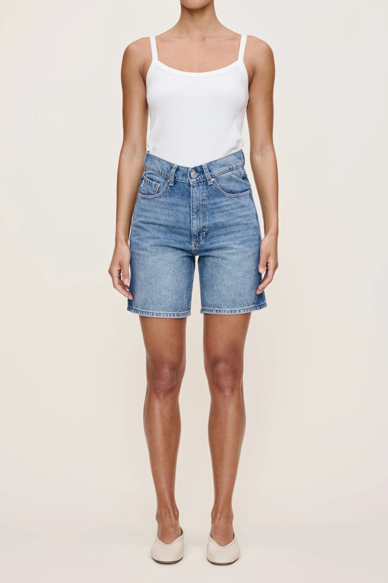 Taylor Short (N0 Pictures yet  style # 13930)