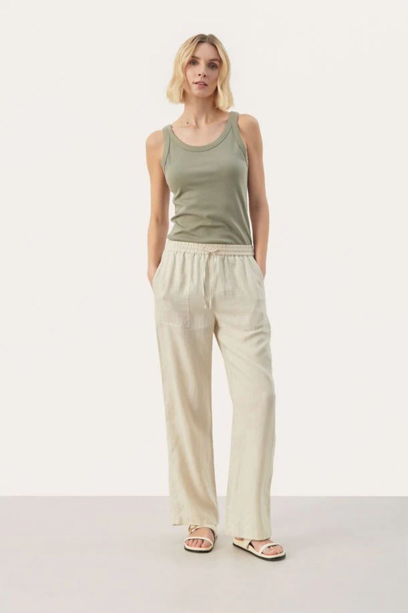 EniolaPW Trousers