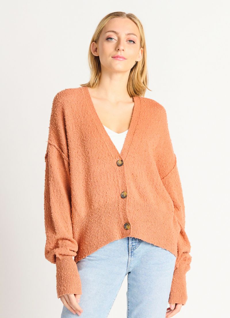 Cardigan boutonné sur le devant