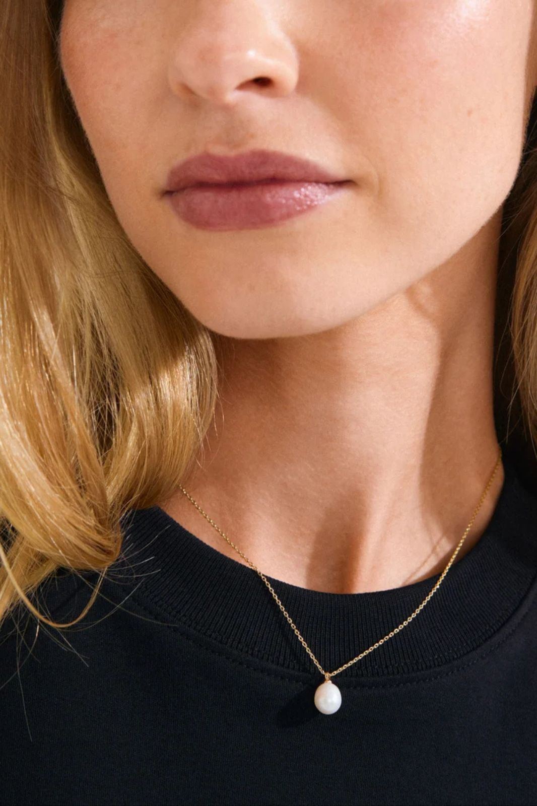 Eila Pearl Necklace