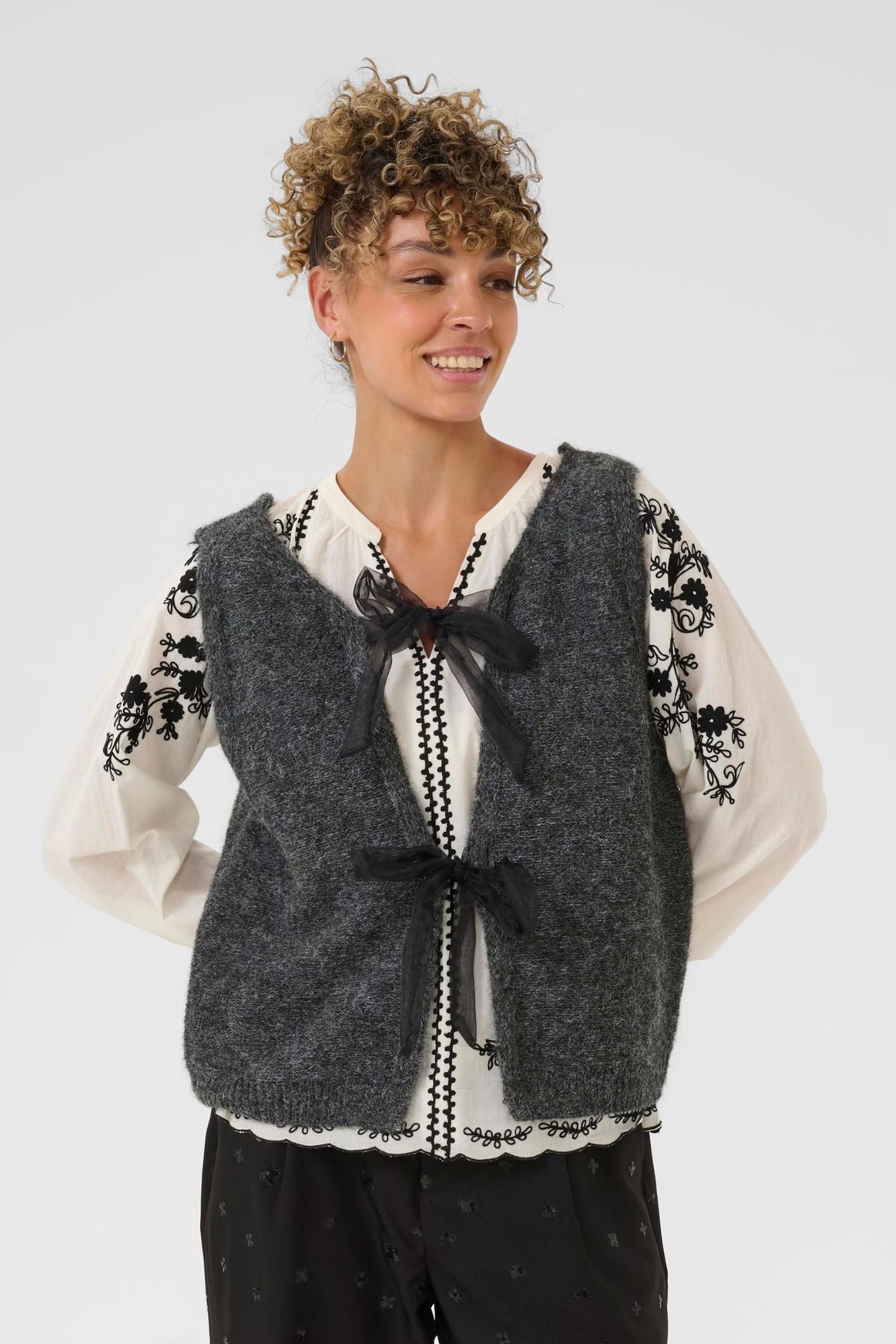 Bulp Knit Vest
