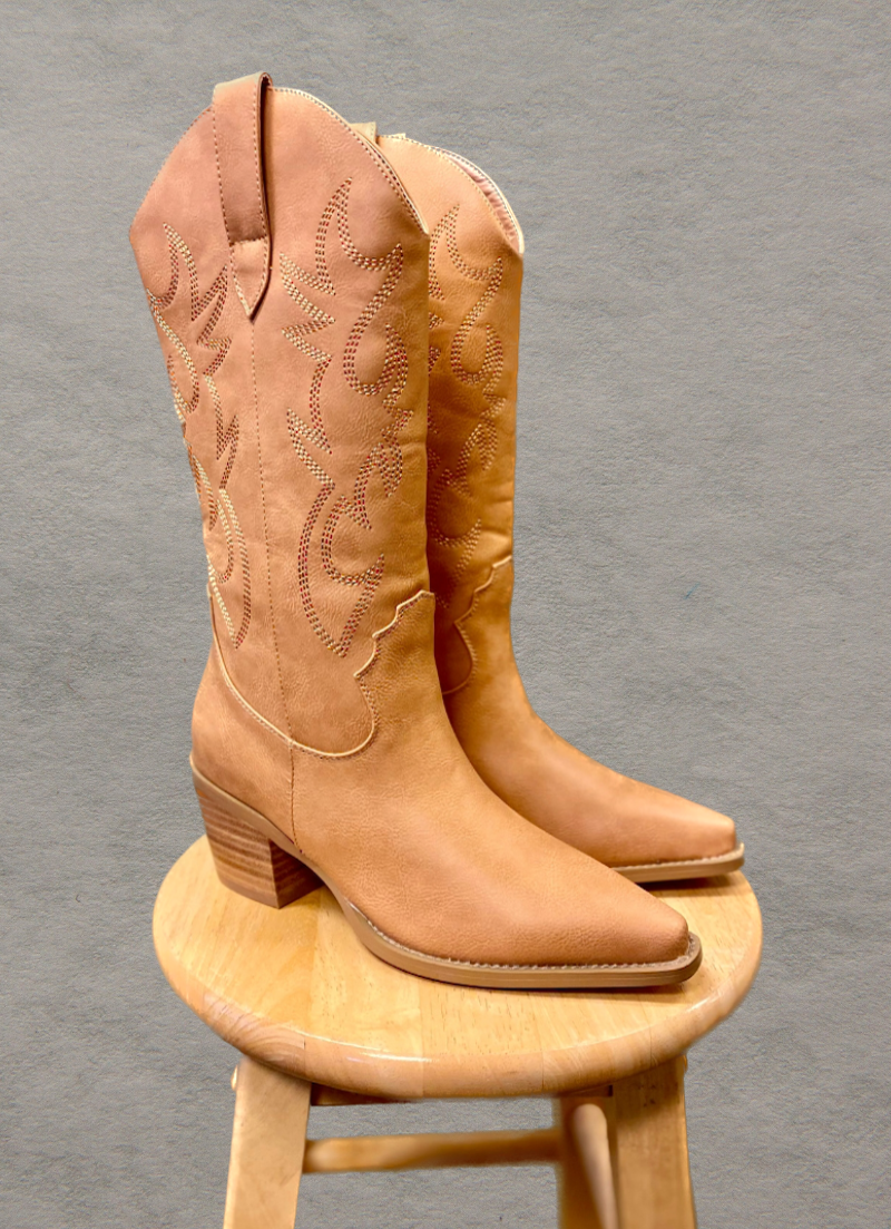 Danaro Boots