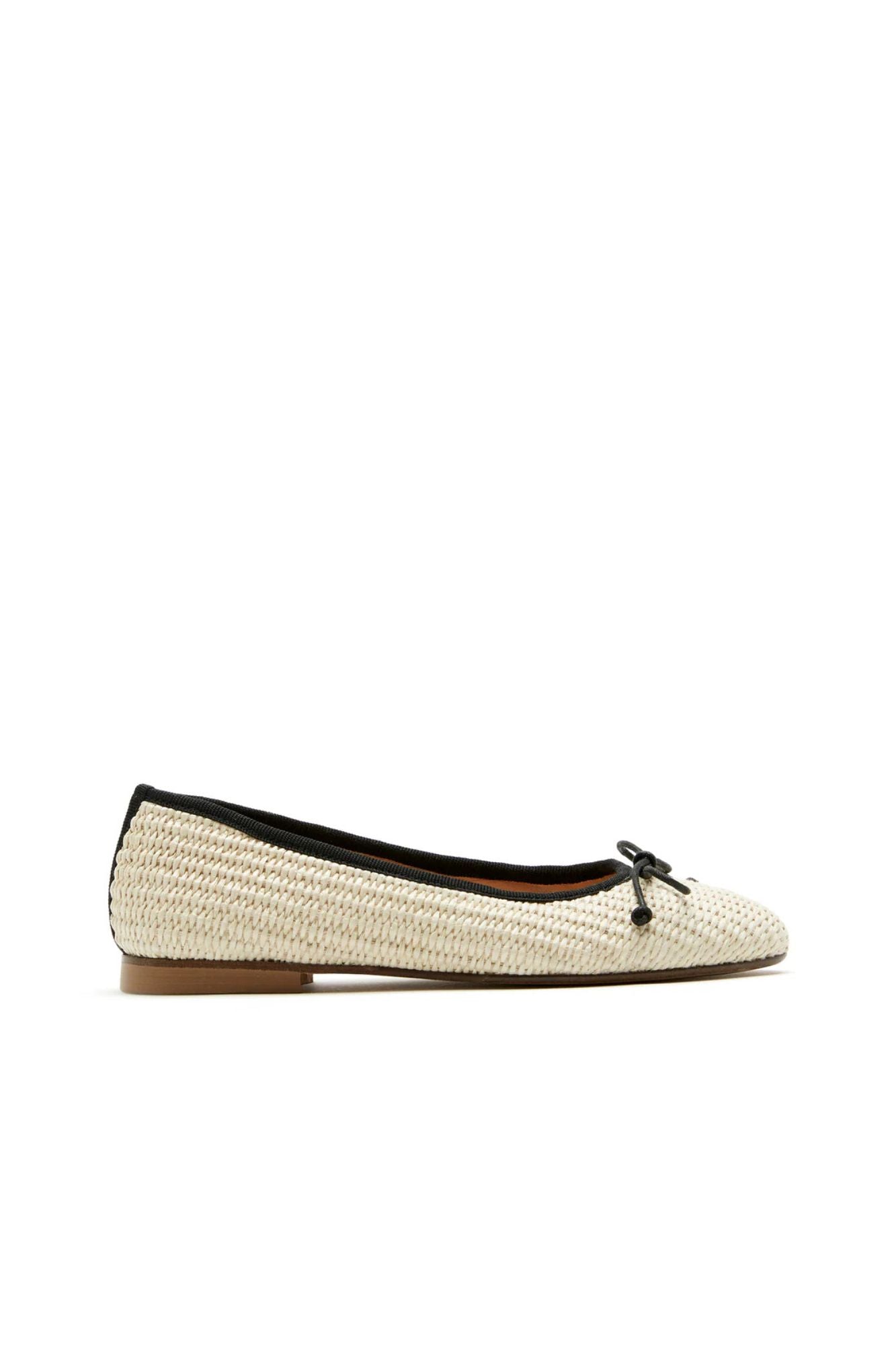 Elle Flat