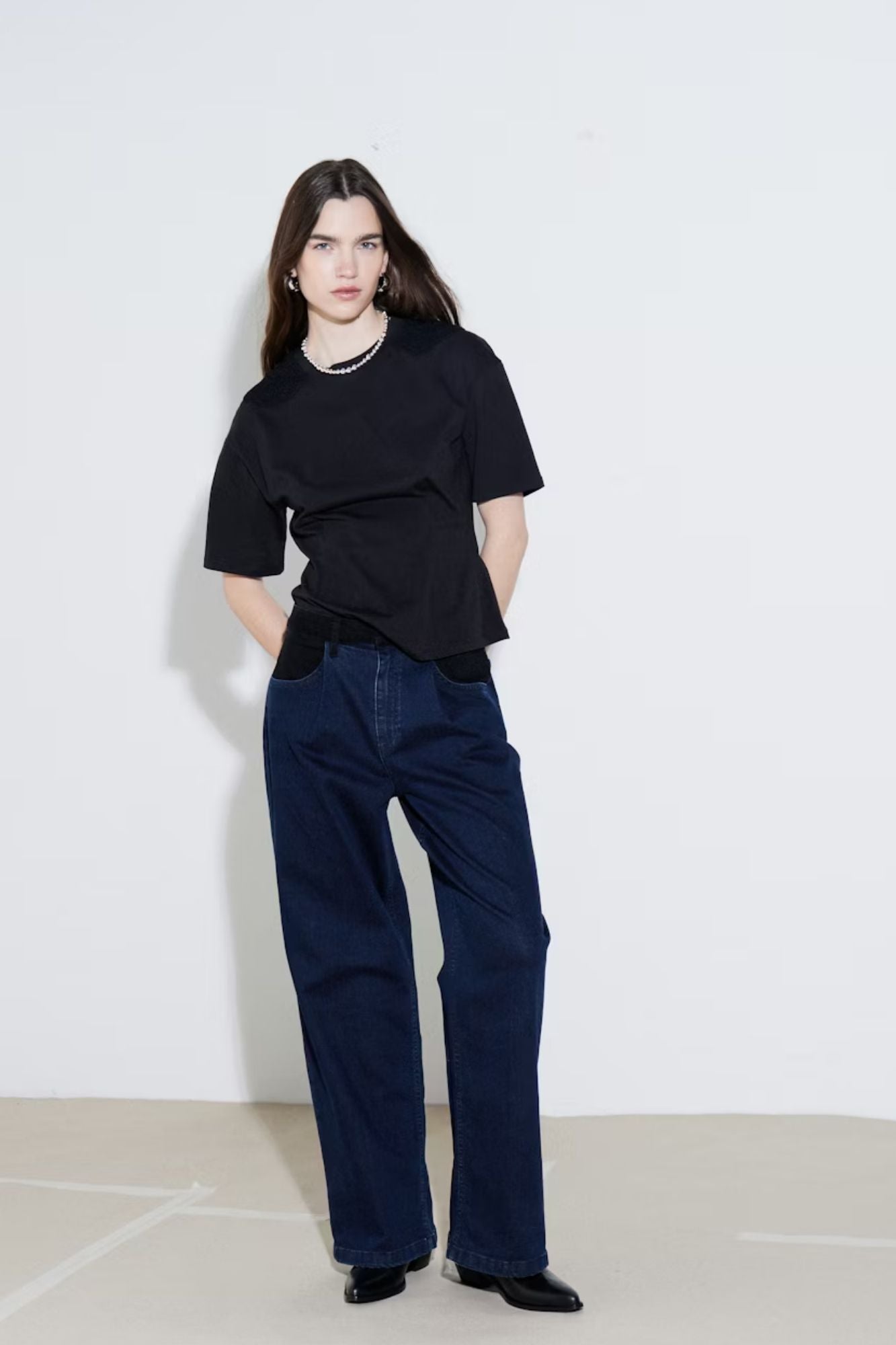 Nabia Tee