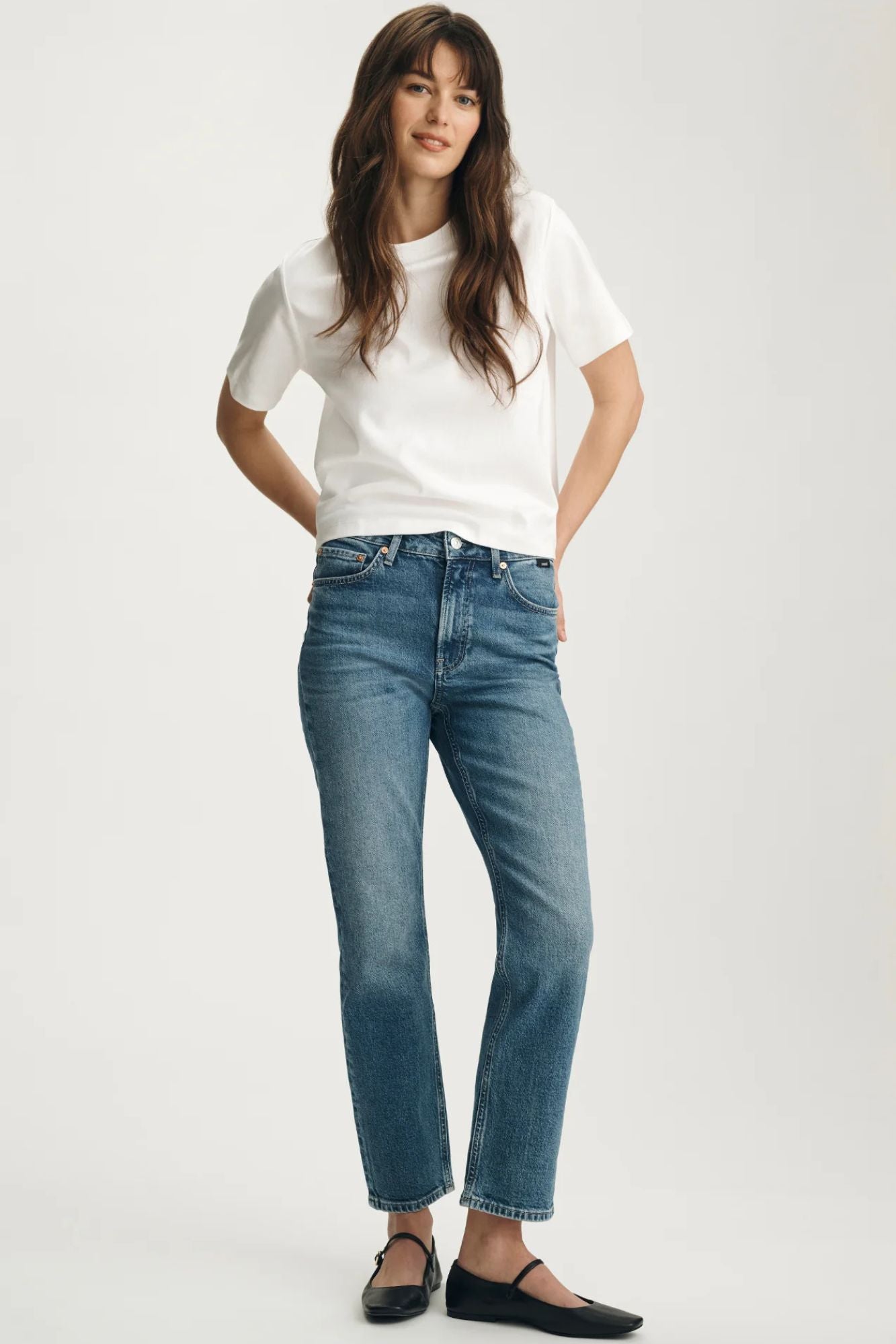 New York Straight Leg Jeans