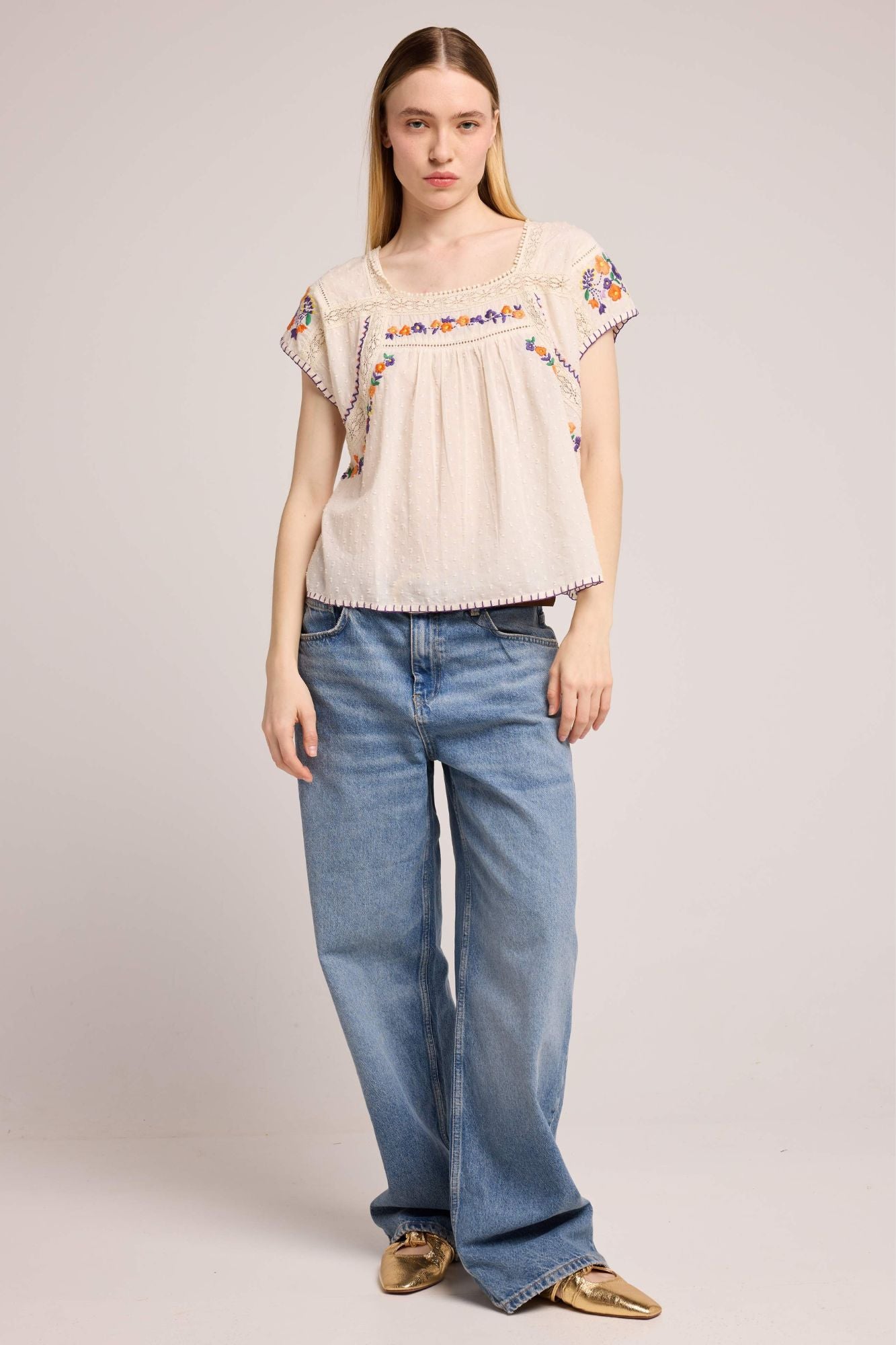 Woods Embroidered Top