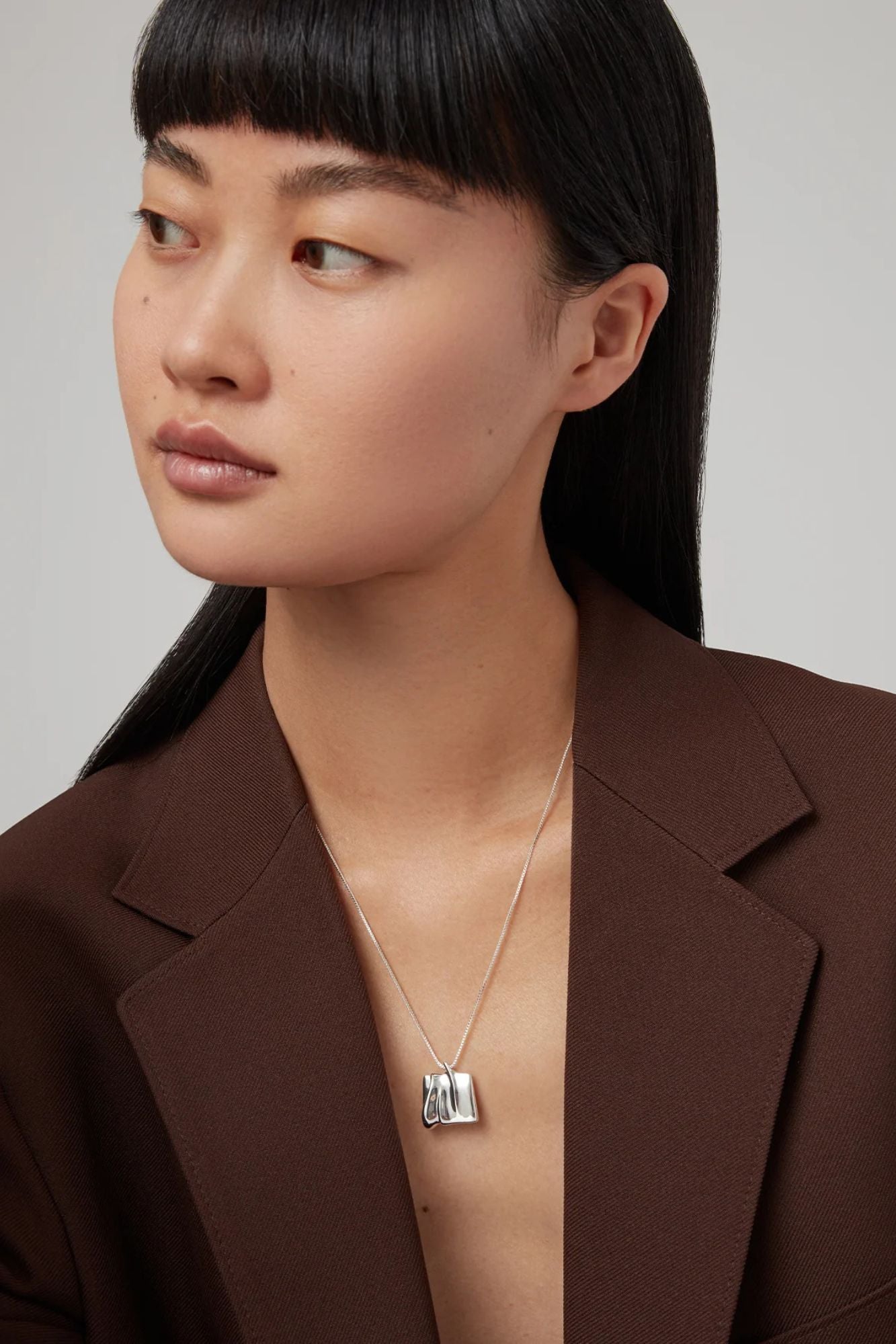 Small Sundra Pendant Necklace