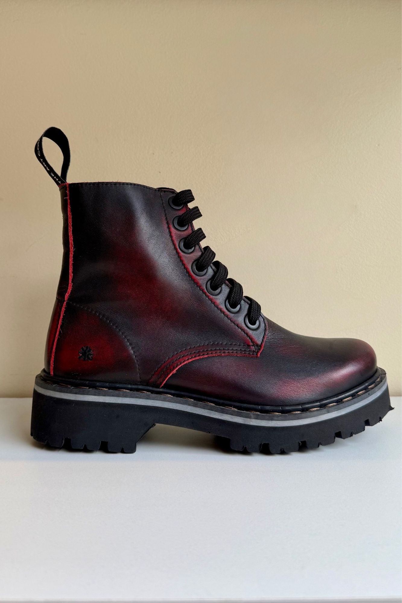 Marina Boot