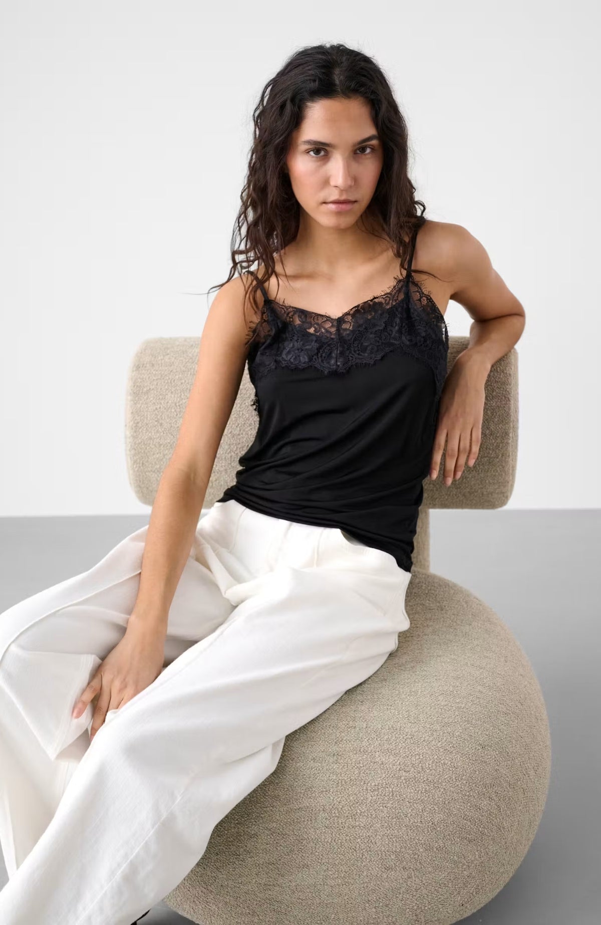 Clara Singlet