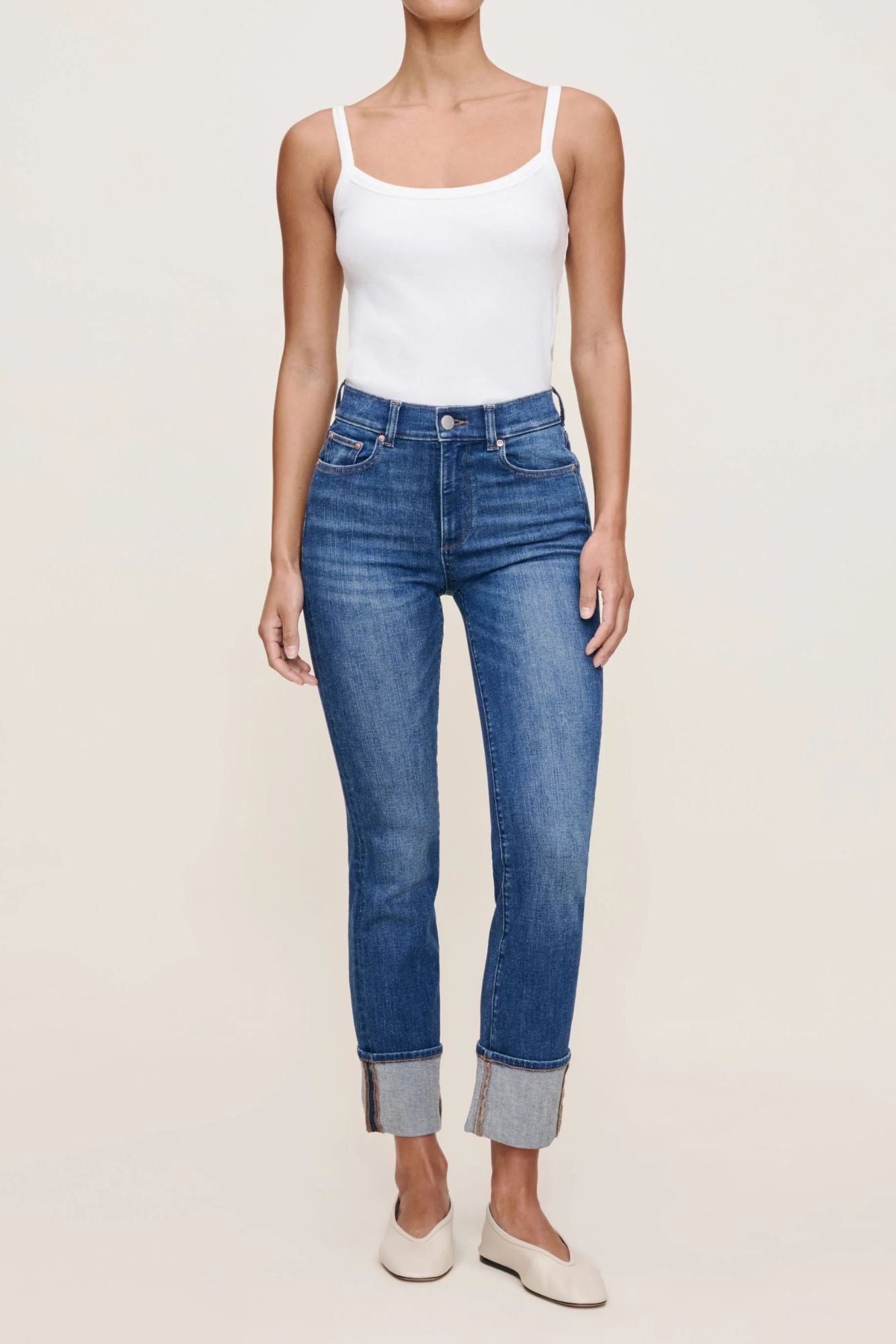 Mara Straight Instasculpt Jeans