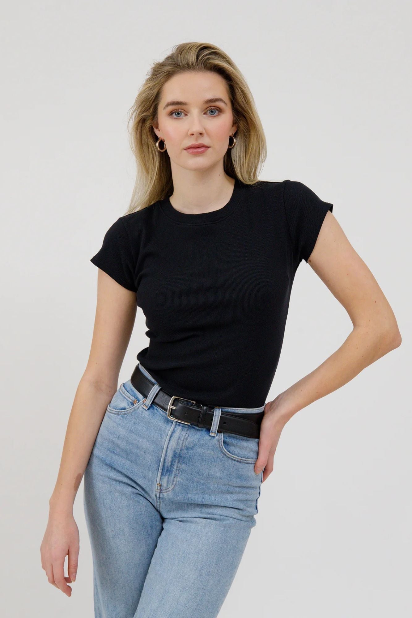 Ribbed Fitted Tee