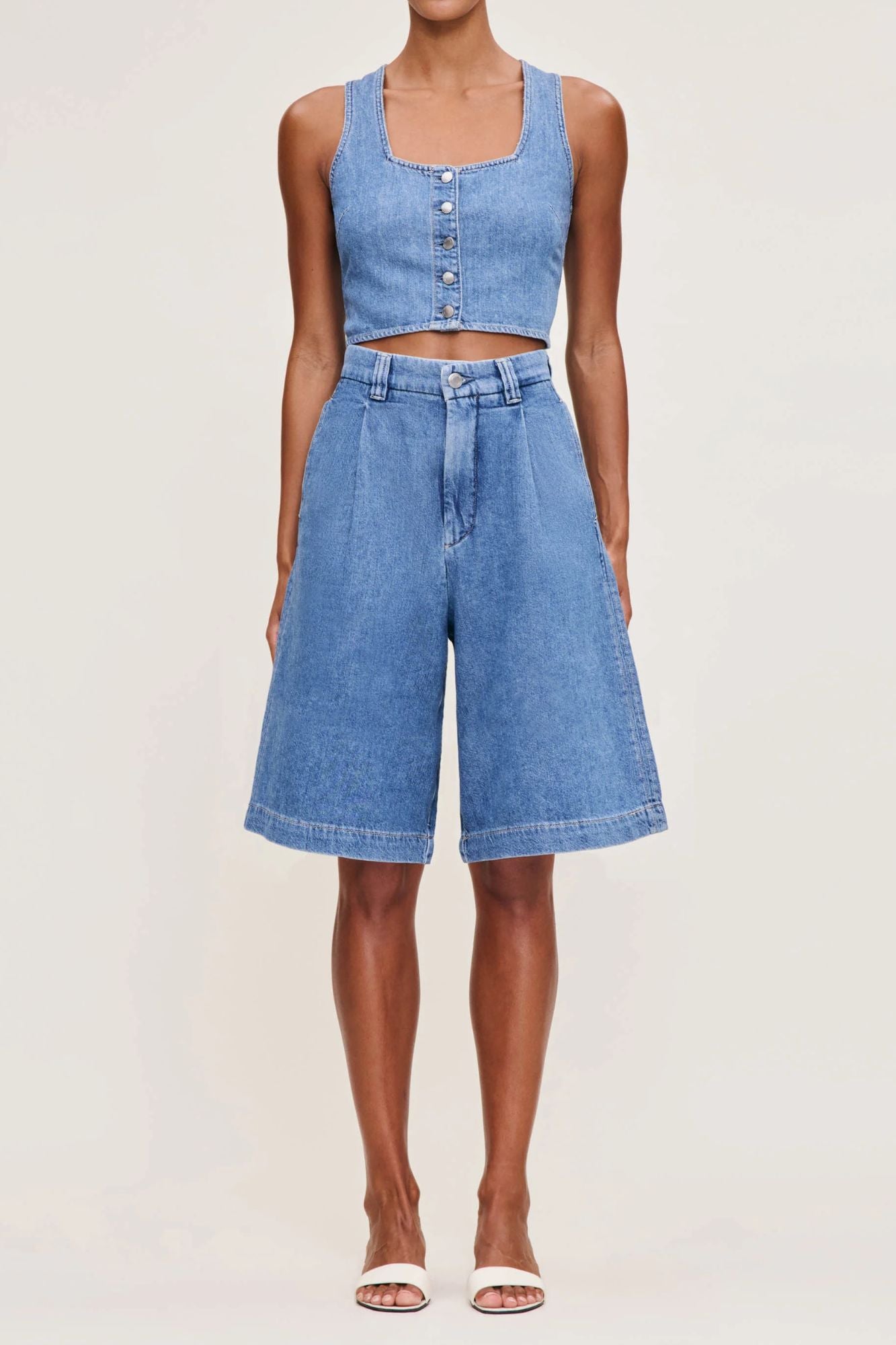 Hepburn Jean Short High Rise Pleated 12.5"