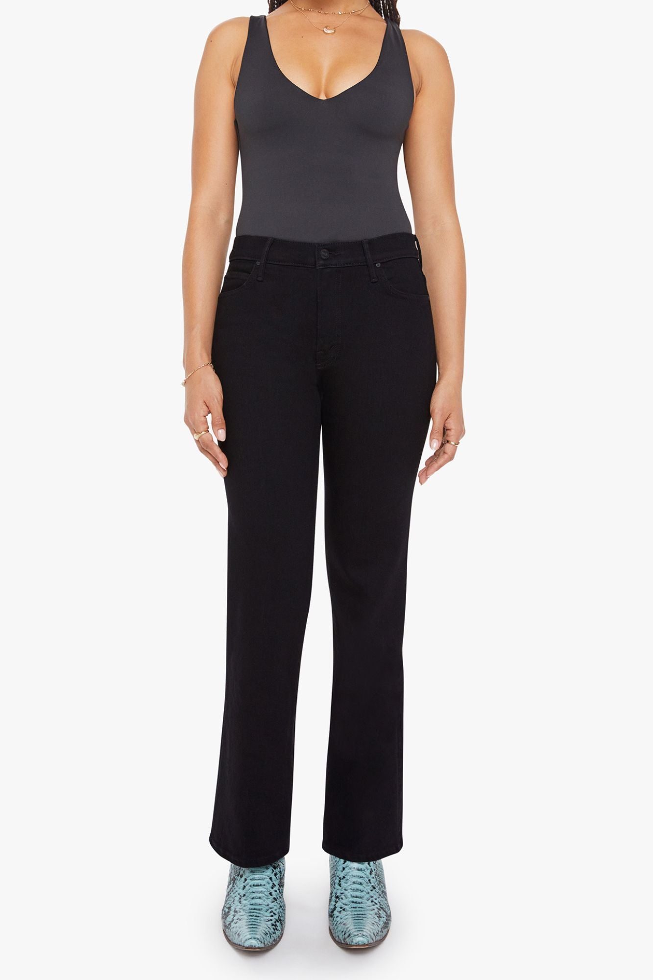 PETITIES Lil Kick It