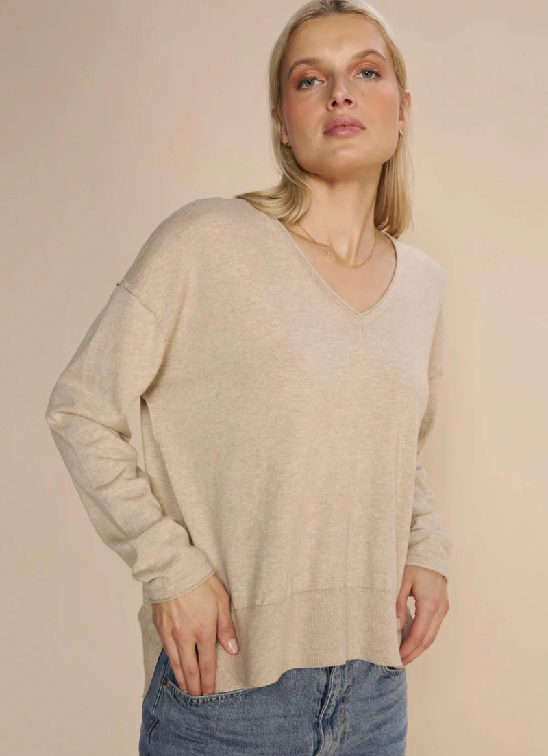 Tani V-Neck Knit