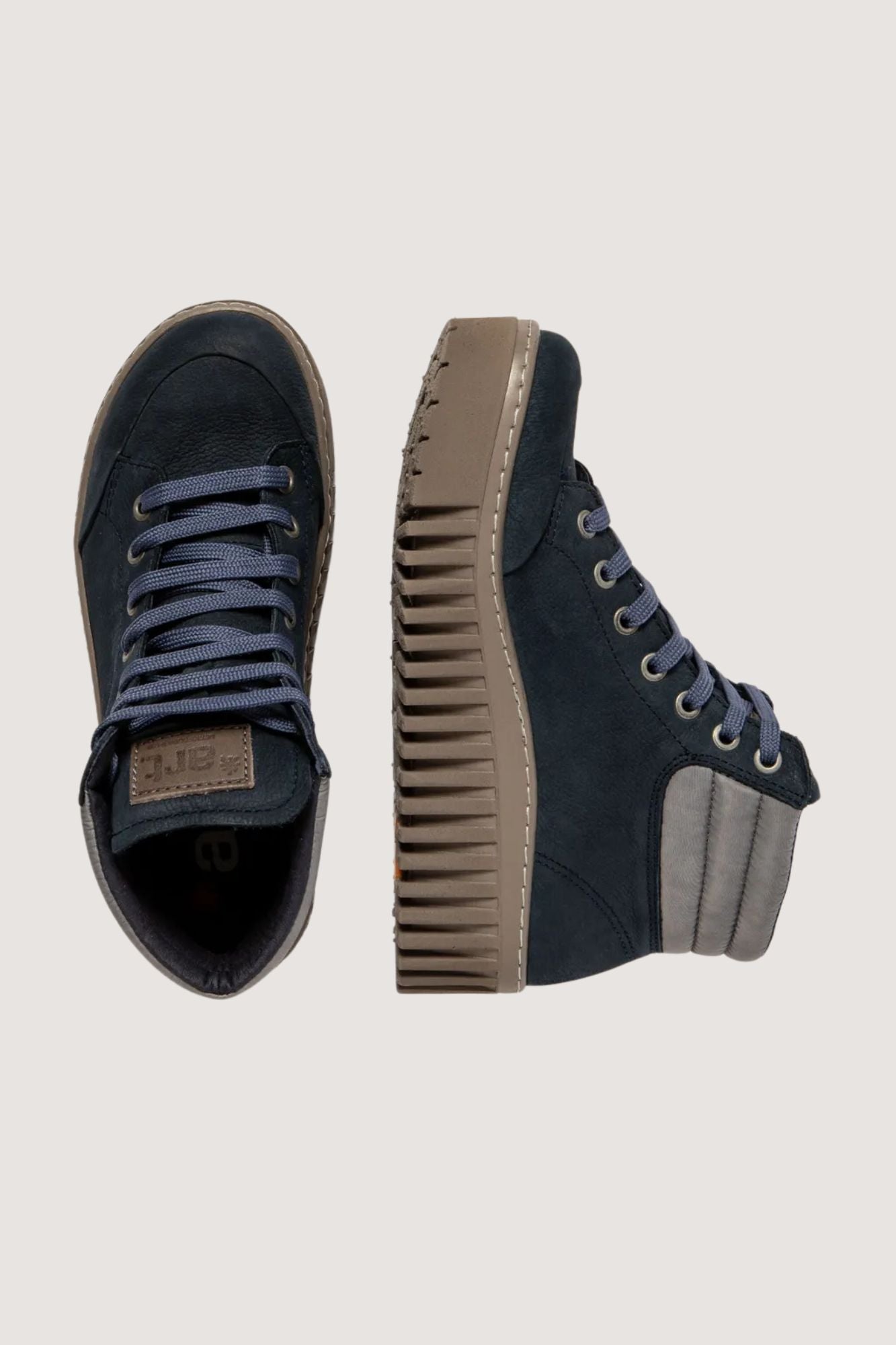 Brighton Shoe | 1532 Nobuck