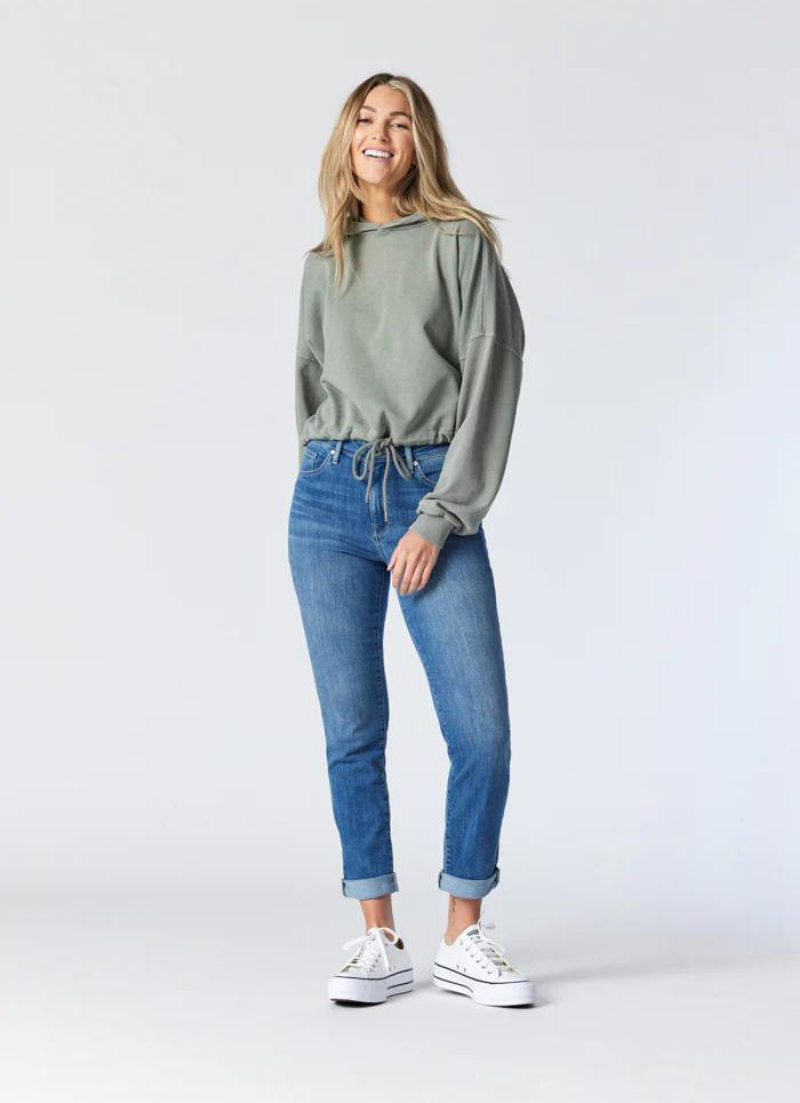 Kathleen Slim Boyfriend | Light Brushed Feather Blue