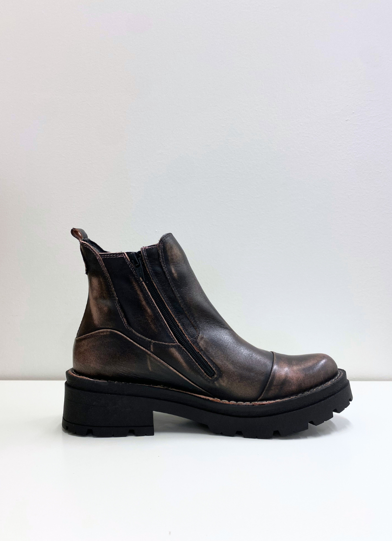 6080 Century Leather Boots