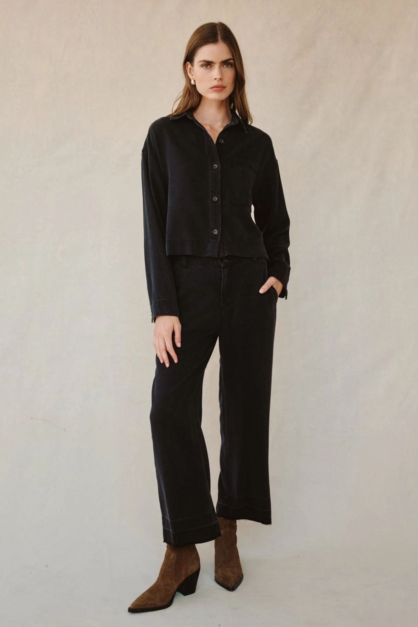 Crop Pocket Button Down