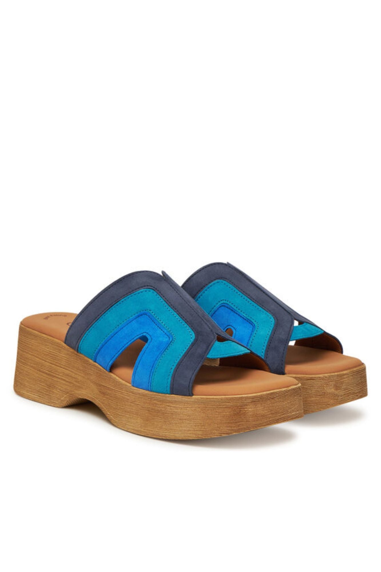 64.521 Platform Sandal