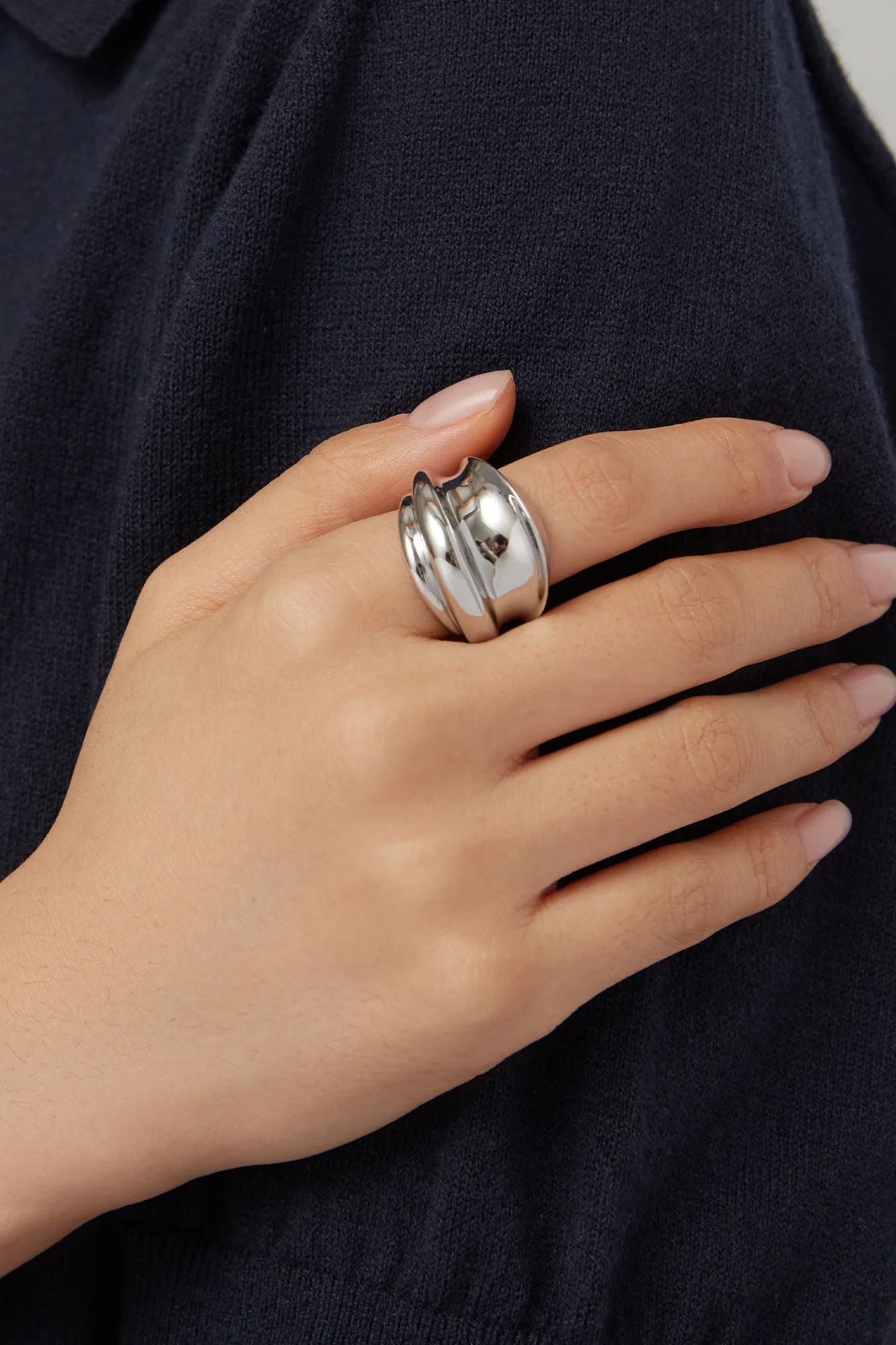 Leona Ring 6"