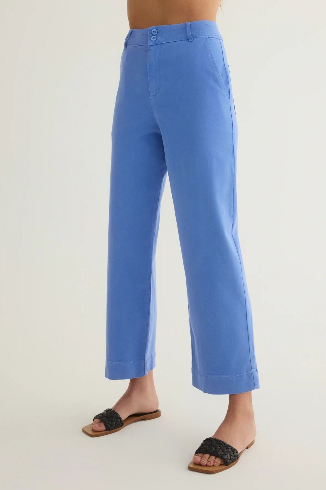 Clean Front Wide Leg Crop