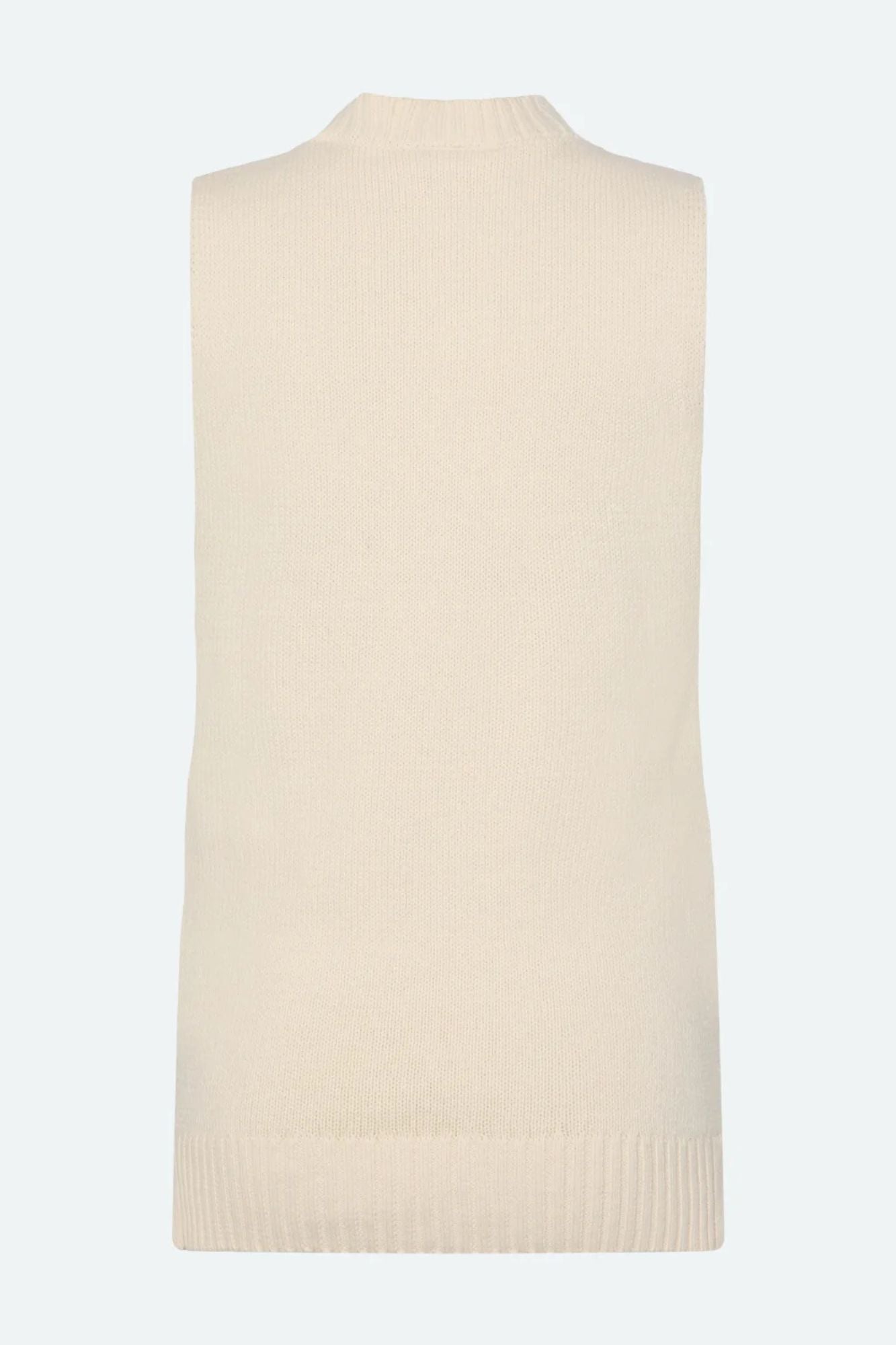 Mai Vest